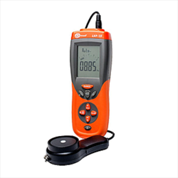 Máy đo cường độ ánh sáng SONEL LXP-10B (0,000 ... 399,9k Lx)